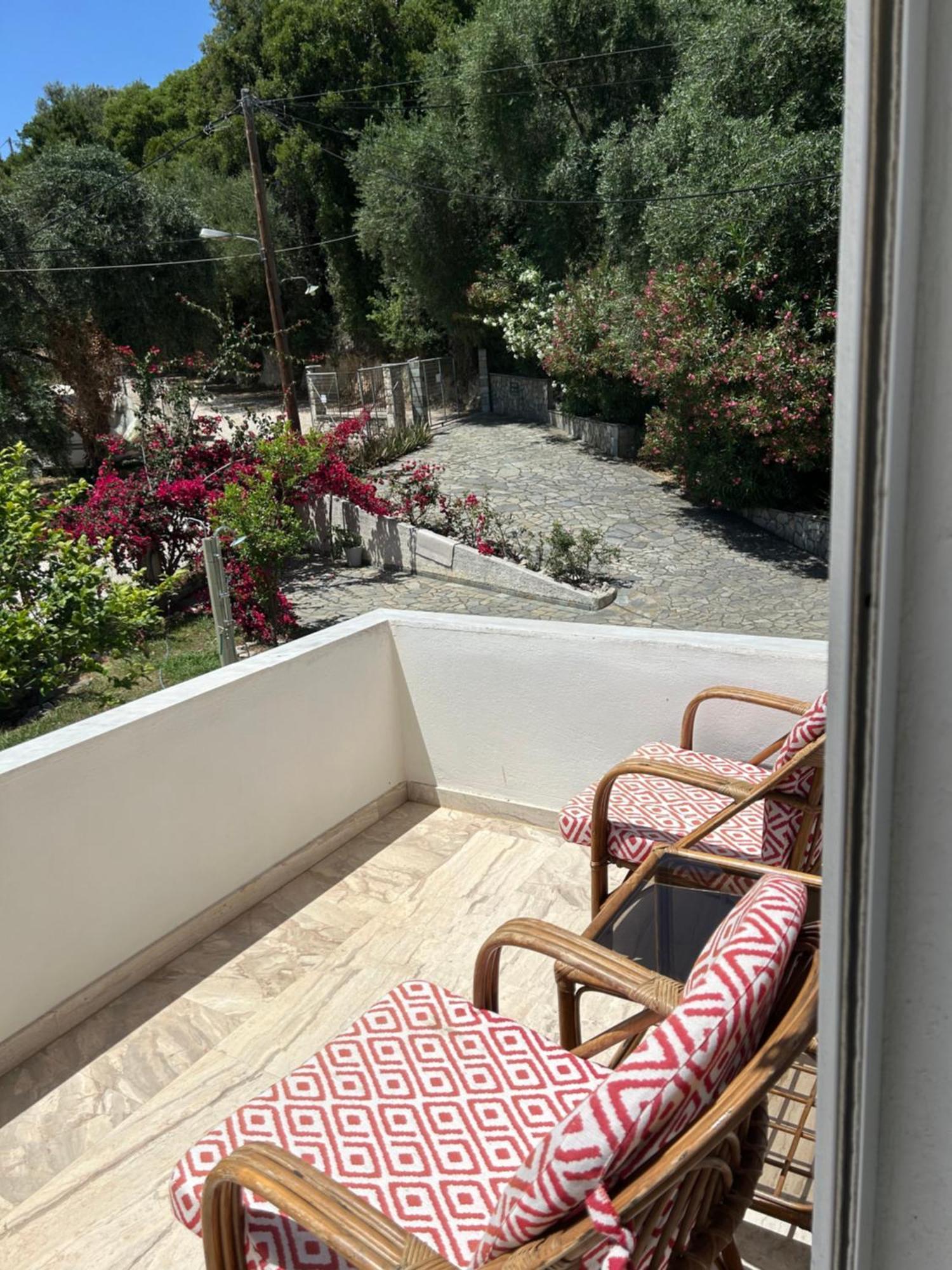 Theros Blu Sarakiniko (Epirus) Exterior photo