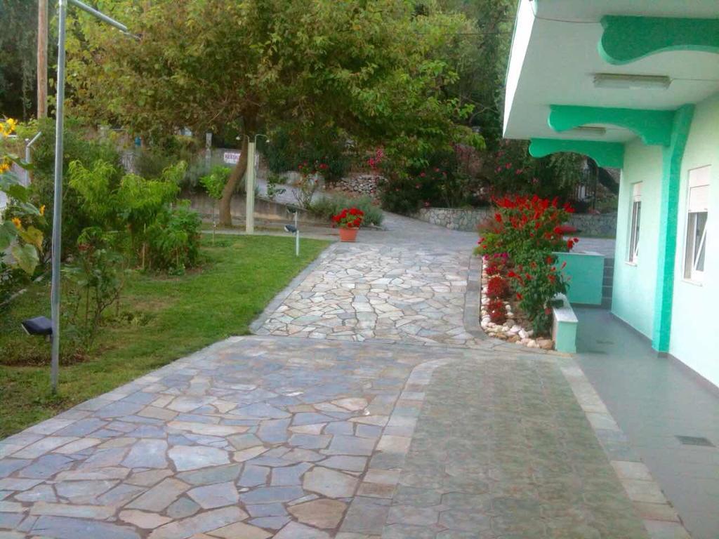 Theros Blu Sarakiniko (Epirus) Exterior photo